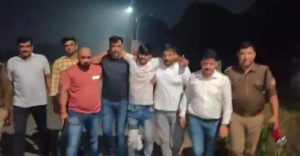 *देर रात प्रेमनगर टी स्टेट में चेकिंग के दौरान पुलिस,बदमाश