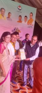 गौचर मेले के दूसरे दिन मेला मंच पर हुई पर्यावरण