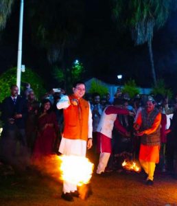 मुख्यमंत्री आवास में सादगीपूर्ण तरीके से मनाया गया लोकपर्व ईगास,