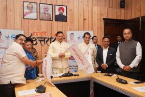 सीएम ने किया राज्य की तीन हवाई सेवाओं का वर्चुअल