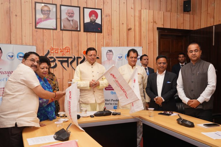 सीएम ने किया राज्य की तीन हवाई सेवाओं का वर्चुअल