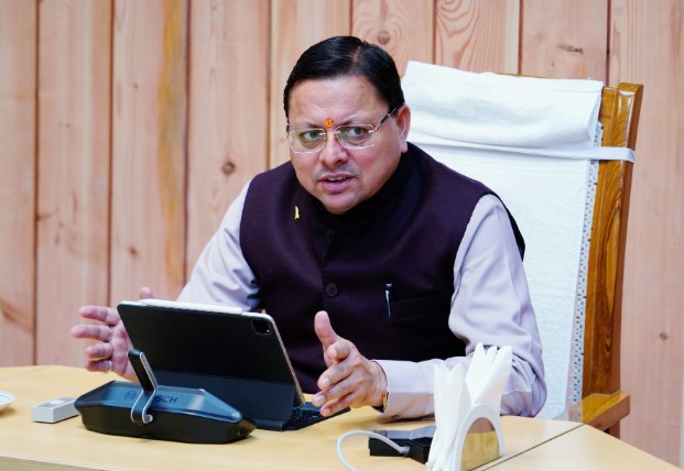चारधाम के शीतकालीन प्रवास स्थलों के लिए यात्रा शुरू की चारधाम के शीतकालीन प्रवास स्थलों के लिए यात्रा शुरू की जाए- सीएम धामी