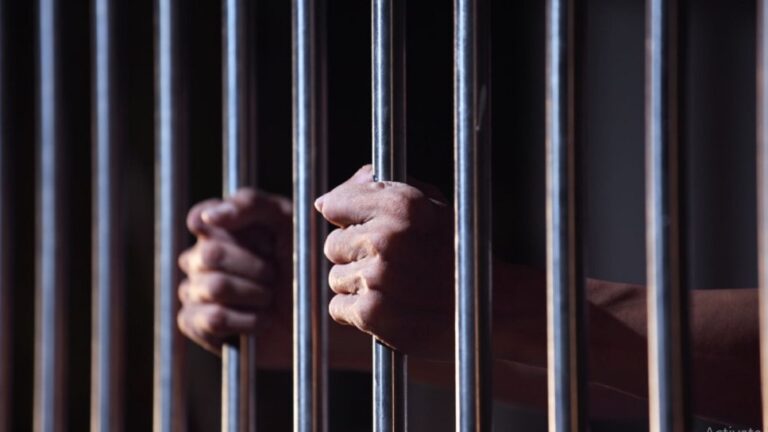 चुनाव अपराधों में हो सकती है छः वर्ष तक की सजा