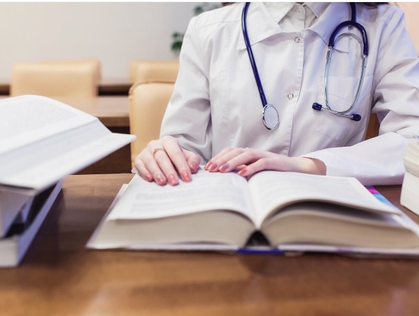 हरिद्वार मेडिकल कॉलेज: छात्रों की फीस नहीं बढ़ेगी