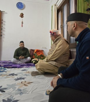 महाराज ने “घन्ना भाई” को उनके घर जाकर दी श्रद्धांजलि महाराज ने “घन्ना भाई” को उनके घर जाकर दी श्रद्धांजलि