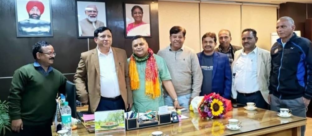 पत्रकारों के स्वास्थ्य बीमा की दिशा में सरकार लेगी फैसला- पत्रकारों के स्वास्थ्य बीमा की दिशा में सरकार लेगी फैसला- डीजी