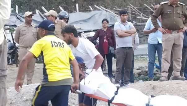 Major accident in Uttarakhand, high speed car fell into ditch; Three people including two teachers died