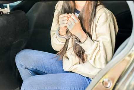 Uttarakhand Police blackmailed CO couple and extorted lakhs of rupees- female employee arrested, know the whole case