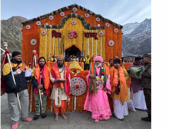विधि विधान से खुले श्री केदारनाथ धाम के कपाट, भक्तिमय धुनों से गूंज उठा धाम