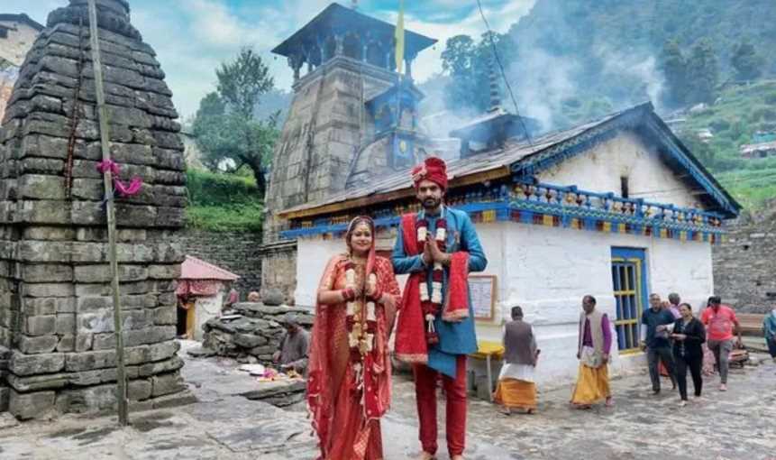 उत्तराखंड का ये मंदिर बना वेडिंग डेस्टिनेशन, 4 महीने में