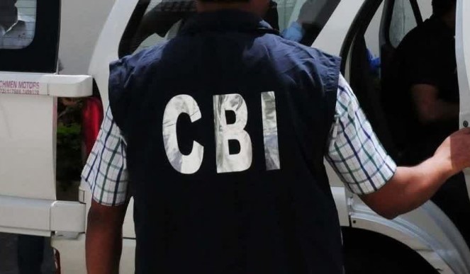 उत्तराखंड की पॉलिटिक्स में सीबीआई जांच की एंट्री, नेताओं के