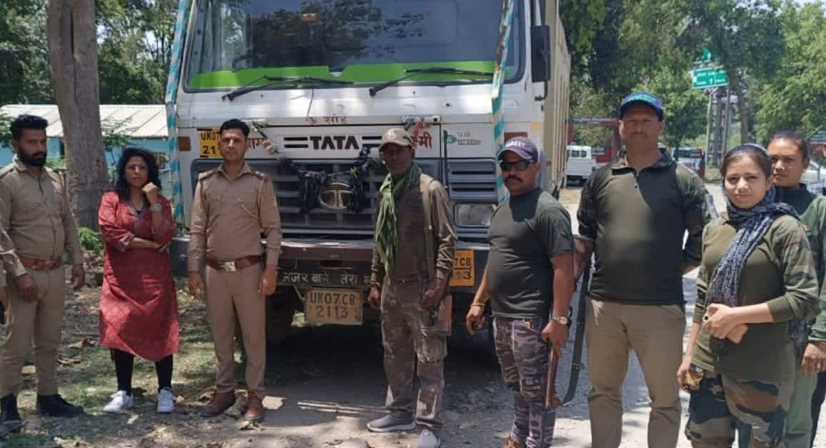 उत्तराखंड में खनन माफियाओं की गुंडागर्दी! डंपर छुड़ाने को लेकर