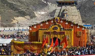 केदारनाथ धाम के यात्रियों के लिए खुशखबरी, दर्शन की व्यवस्था Good news for pilgrims of Kedarnath Dham, Darshan system changed, relief from long queues
