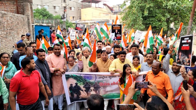 तिरंगा शौर्य सम्मान यात्रा" का भव्य आयोजन - my uttarakhand