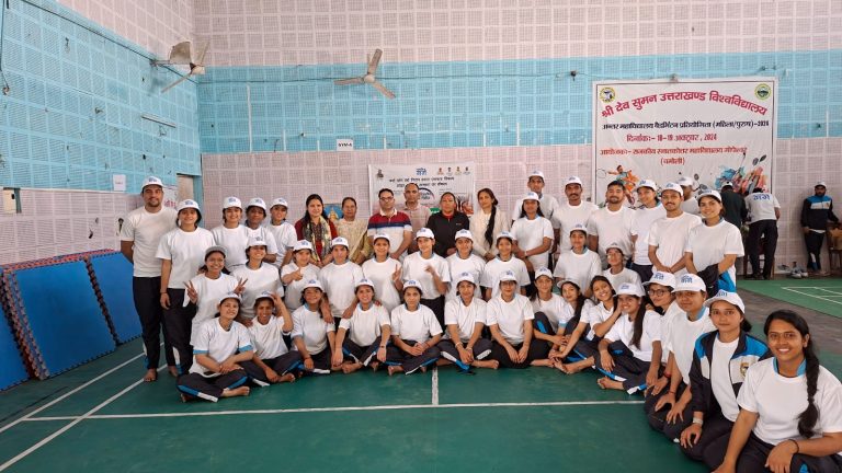 नमामि गंगे अभियान के अंतर्गत तीन दिवसीय योग शिविर का