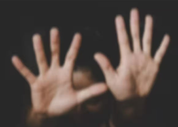 पिथौरागढ़ में नाबालिग छात्राओं के साथ स्कूल में शर्मनाक हरकत,