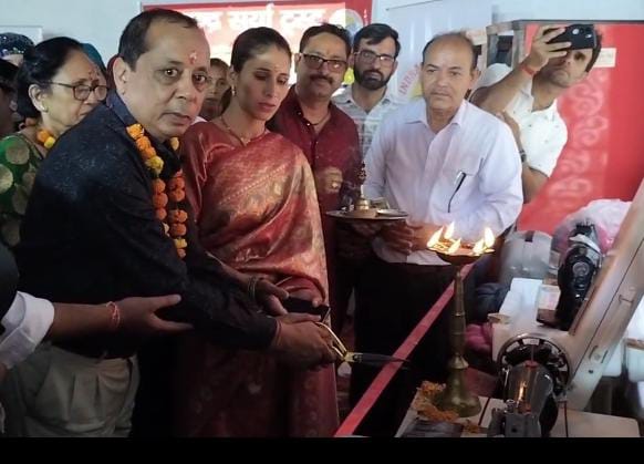 महिला सशक्तिकरण की दिशा में इंद्र सूर्य ट्रस्ट का अभिनव