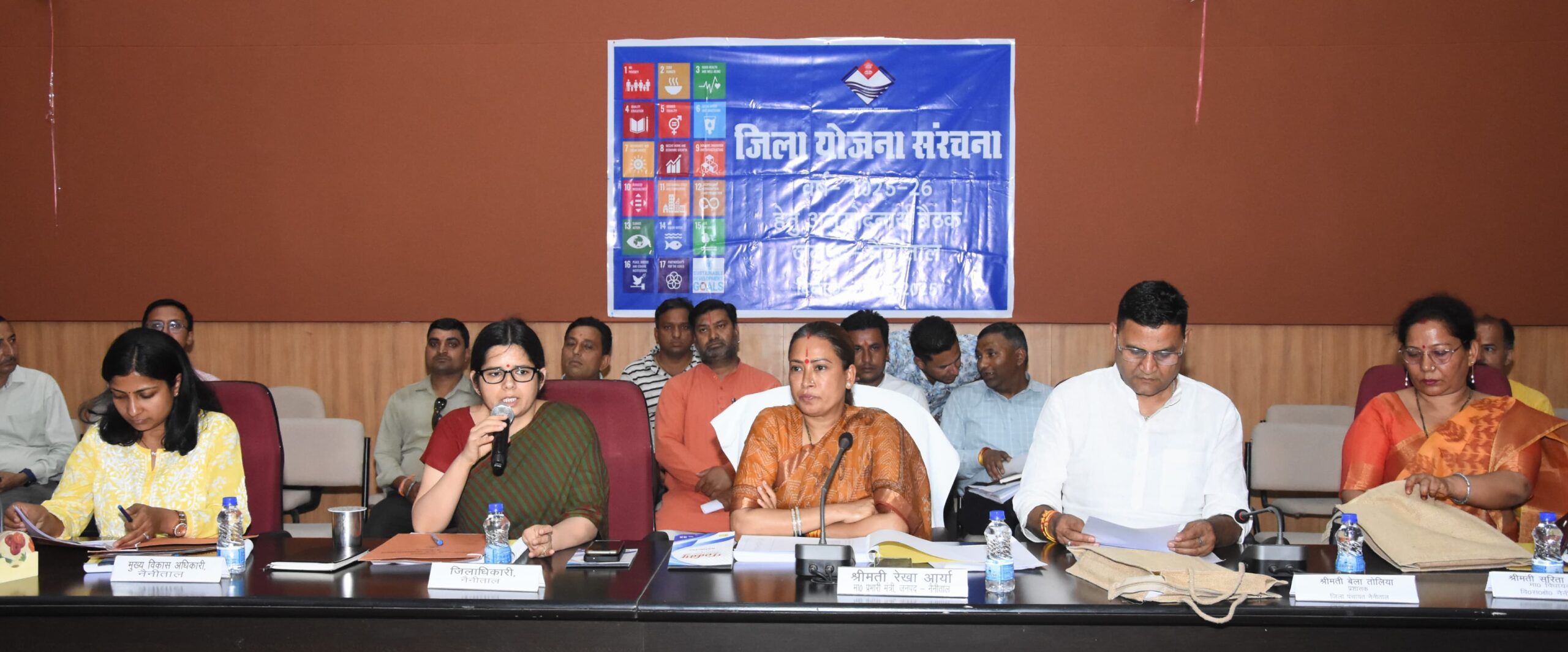 विकास कार्य में जनहित रहे सर्वोच्च प्राथमिकता : रेखा आर्या