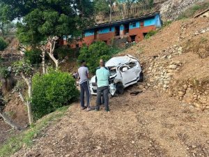 श्रीनगर गढ़वाल : कार दुर्घटना में एक ही गाँव के