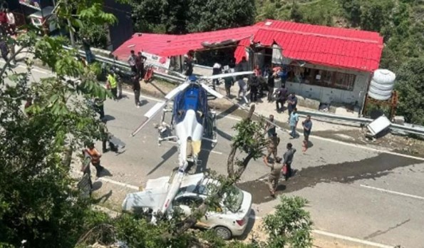 Emergency landing of helicopter on the road in Rudraprayag, Uttarakhand, commotion after colliding with a car; watch video