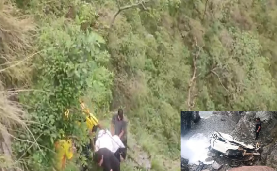 Uttarakhand Accident: Another accident after Rudraprayag in Uttarakhand, car fell into a ditch in Chakrata, three people died