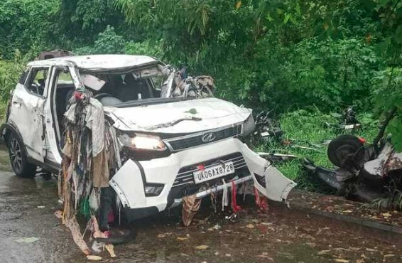 किच्छा में दर्दनाक हादसा, नहर में गिरी कार, नवजात समेत चार की मौत