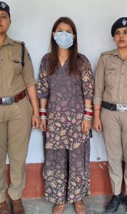 चर्चाओं में उत्तराखंड की लुटेरी दुल्हन : हर बार नये