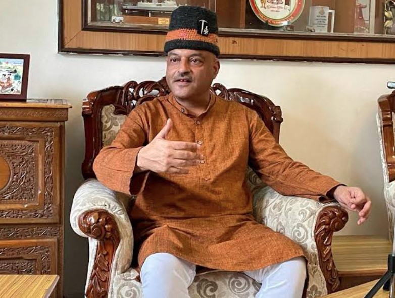 कर्नल कोठियाल का अनुकरणीय फैसला, 26 लाख की सरकारी सुविधाएं ठुकराईं, पूर्व सैनिकों के हित में खर्च का सुझाव