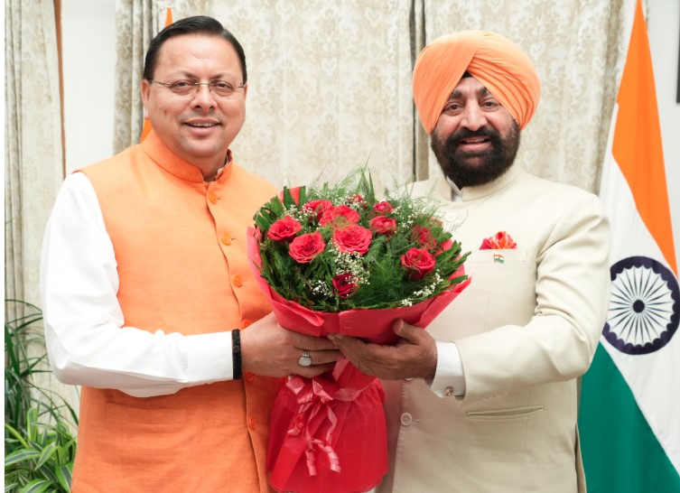 मुख्यमंत्री धामी ने राज्यपाल से की शिष्टाचार भेंट