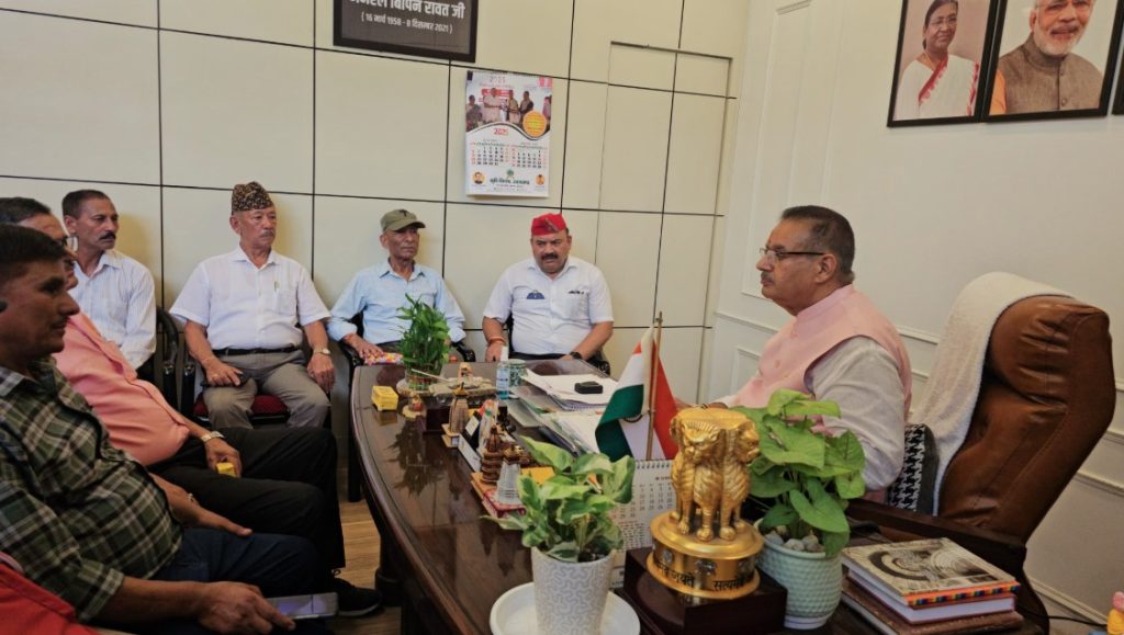 सैनिक कल्याण मंत्री गणेश जोशी ने किया आह्वान, हरेला पर्व पर पूर्व सैनिक लगाऐं दो लाख पौधे