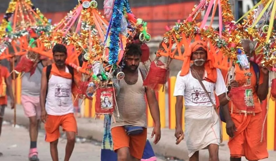 हरिद्वार में उमड़ा श्रद्धा का सैलाब, एक ही दिन में 31 लाख श्रद्धालुओं ने भरा गंगाजल