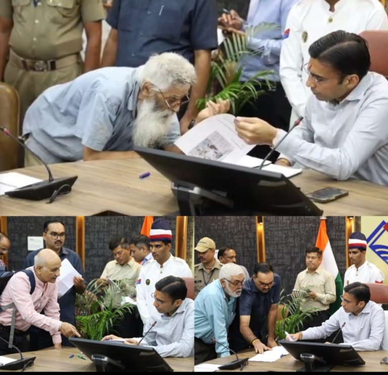 जनता दर्शन में डीएम सविन बंसल ने सुनी 85 शिकायतें,