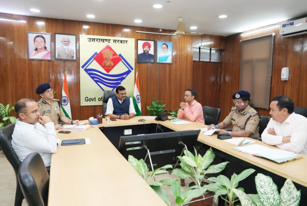 धार्मिक स्थलों की ओर जाने वाले मार्गों से अतिक्रमण हटाकर धार्मिक स्थलों की ओर जाने वाले मार्गों से अतिक्रमण हटाकर चौड़ीकरण कराया जाए- मुख्य सचिव