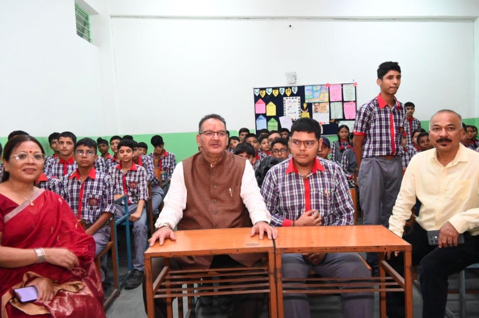 नई शिक्षा नीति छात्रों को 21वीं सदी की चुनौतियों के नई शिक्षा नीति छात्रों को 21वीं सदी की चुनौतियों के लिए बनाएगी सक्षम- गणेश जोशी