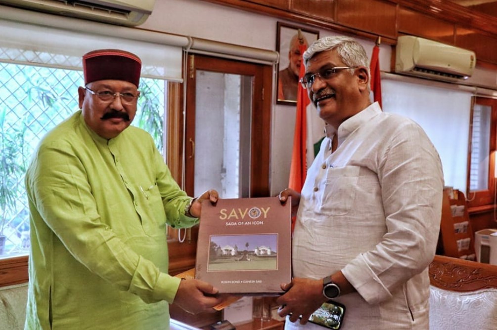 महाराज ने केन्द्रीय मंत्री से ऐतिहासिक स्थलों पर शोध का किया अनुरोध