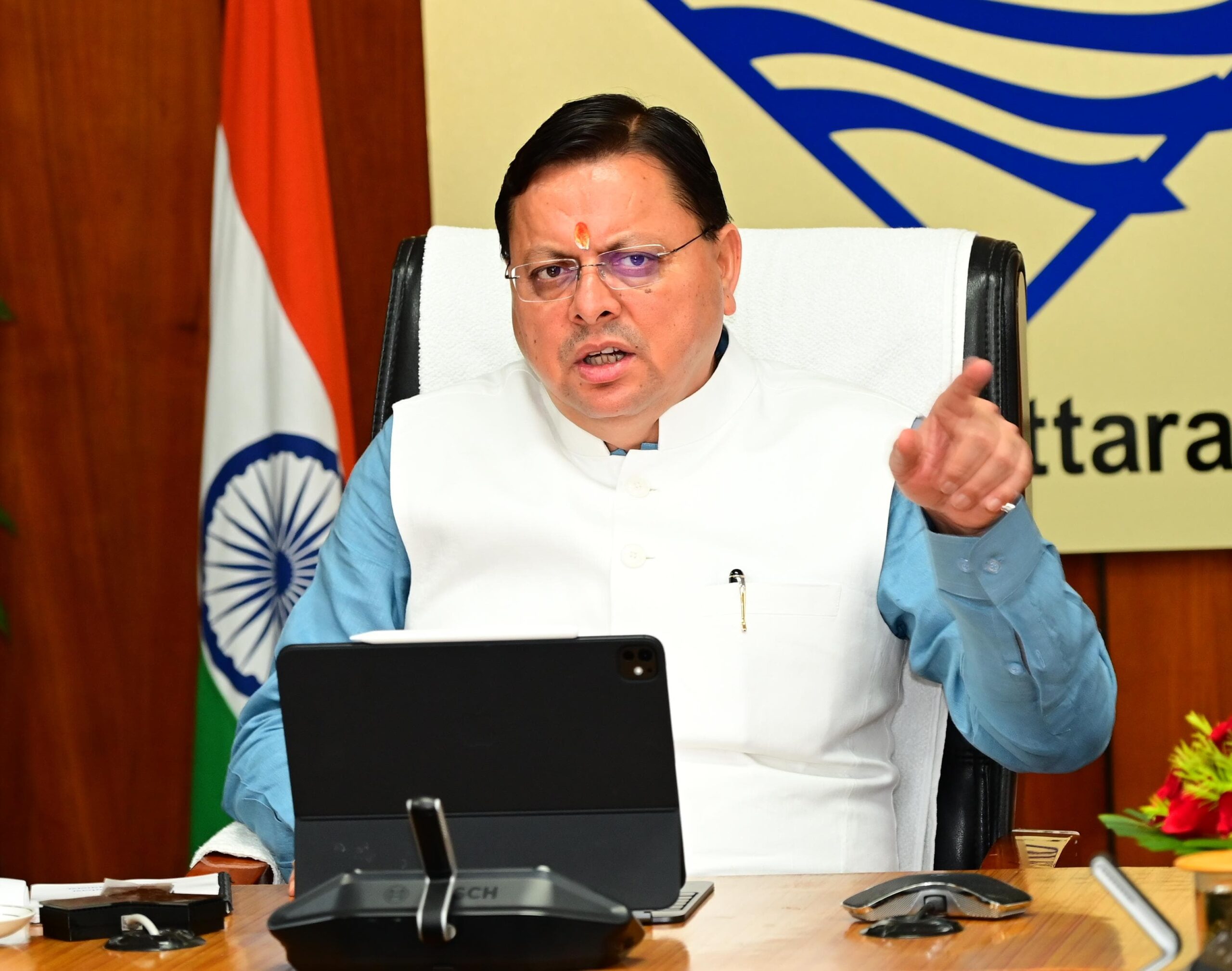 मुख्यमंत्री धामी का निर्देश: प्रमुख धार्मिक स्थलों पर श्रद्धालु प्रबंधन