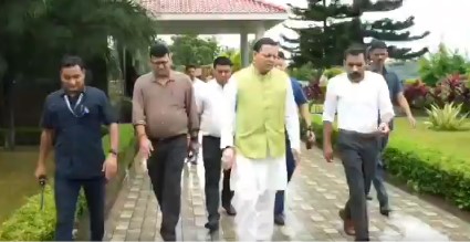 सीएम पुष्कर सिंह धामी उत्तरकाशी के धराली क्षेत्र के निरीक्षण को रवाना