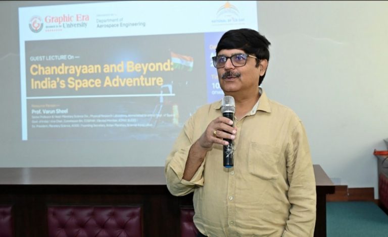 अंतरिक्ष है भविष्य की प्रयोगशाला - वरुण शील - my