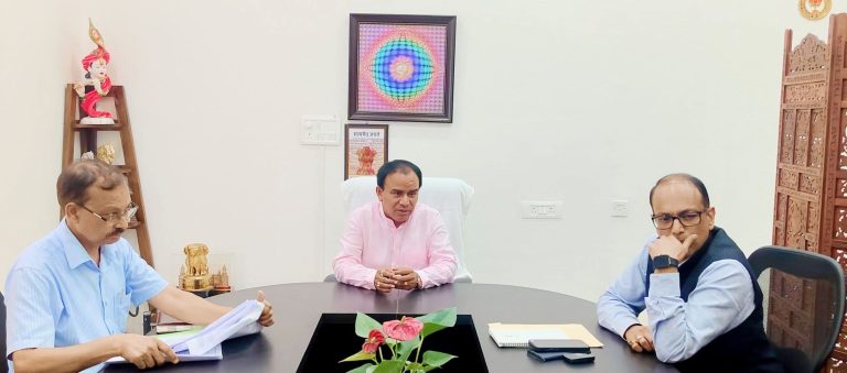 आपदा से क्षतिग्रस्त स्कूलों का शीघ्र तैयार करें आगणनः डॉ.