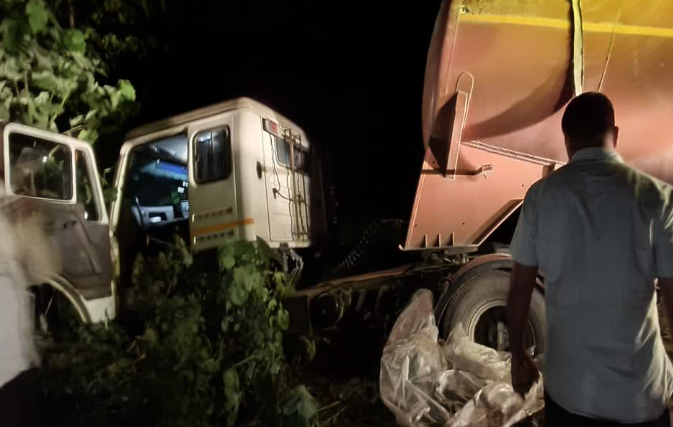 उत्तराखंड में भीषण हादसा: तेज रफ्तार ट्रक ने छोटा हाथी