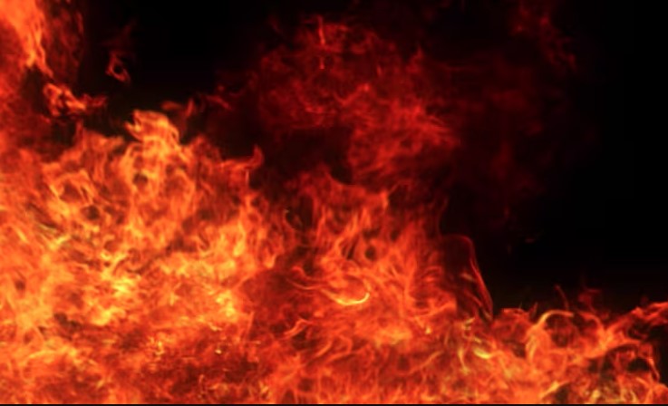 नैनीताल के ओल्ड लंदन हाउस में लगी भीषण आग, 86