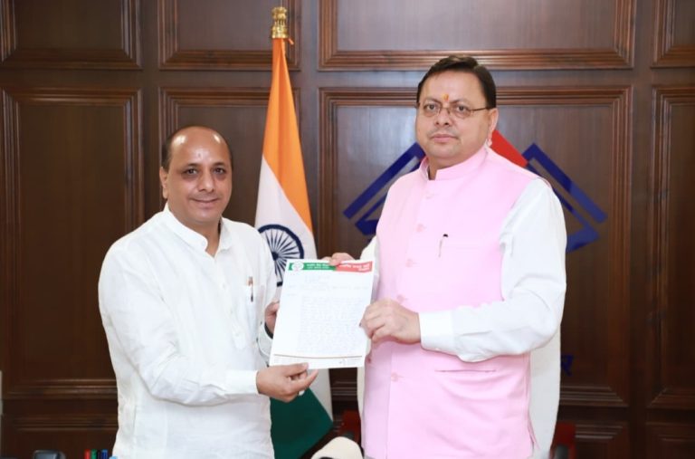 यमुना घाटी आपदा पर सीएम से मिले मनवीर चौहान, प्रभावितों