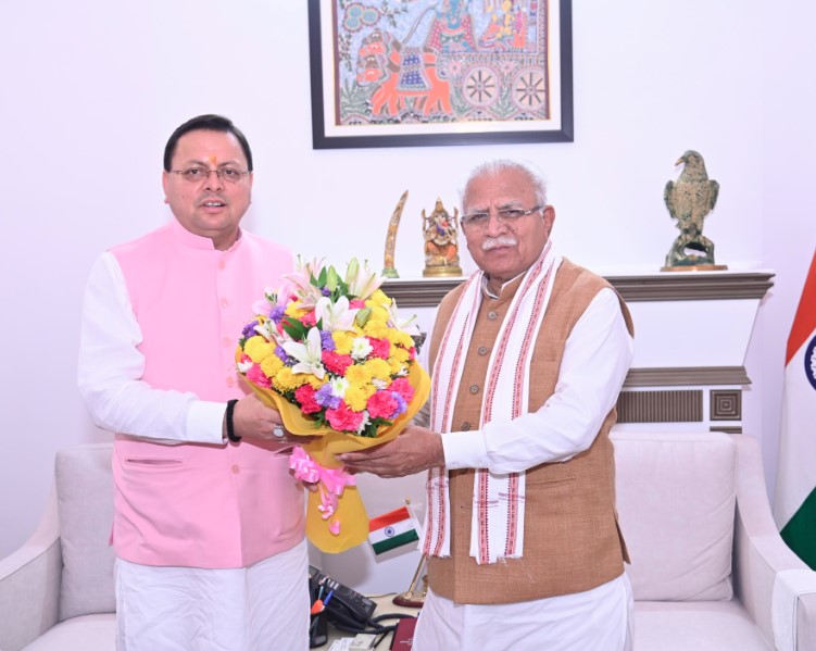 सीएम धामी ने केंद्रीय विद्युत मंत्री मनोहर लाल खट्टर से