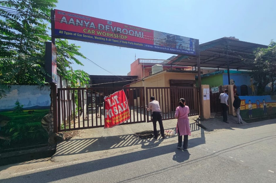 अवैध निर्माणों पर एमडीडीए की सख़्त कार्रवाई, अजबपुर कला मोथरोवाला रोड पर अवैध व्यावसायिक निर्माण सील