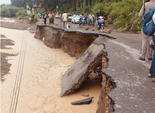 उत्तराखंड वाले सावधान! IMD का 7 दिन अलर्ट, टूटी सड़क