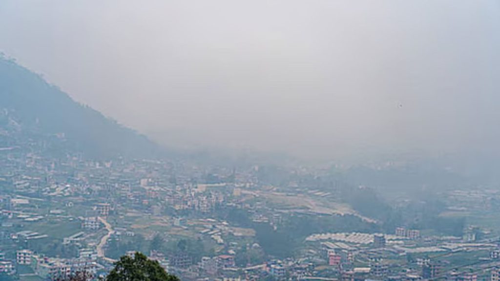 उत्तराखंड में दिवाली पर बढ़ा प्रदूषण, मौसम में आएगा बड़ा बदलाव, जानिये अपने शहर के मौसम का हाल
