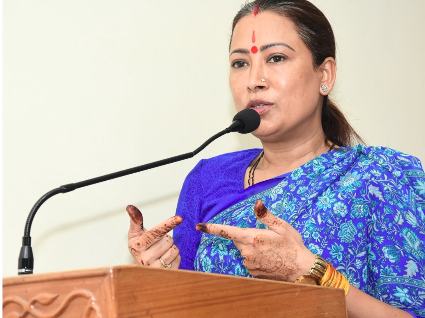 स्वदेशी की नींव पर ही बनेगा विकसित भारत- रेखा आर्या