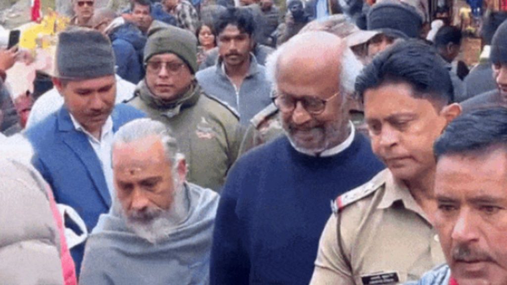 Chamoli: बद्रीनाथ धाम पहुंचे सुपरस्टार Rajinikant, भगवान बदरी विशाल के किए दर्शन