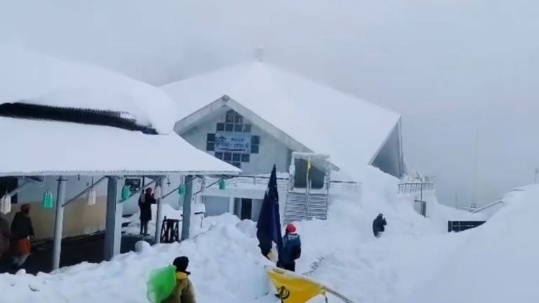 Chamoli News: हेमकुंड साहिब के कपाट आज होंगे बंद, लेकिन ये संख्या कर देगी आपको हैरान