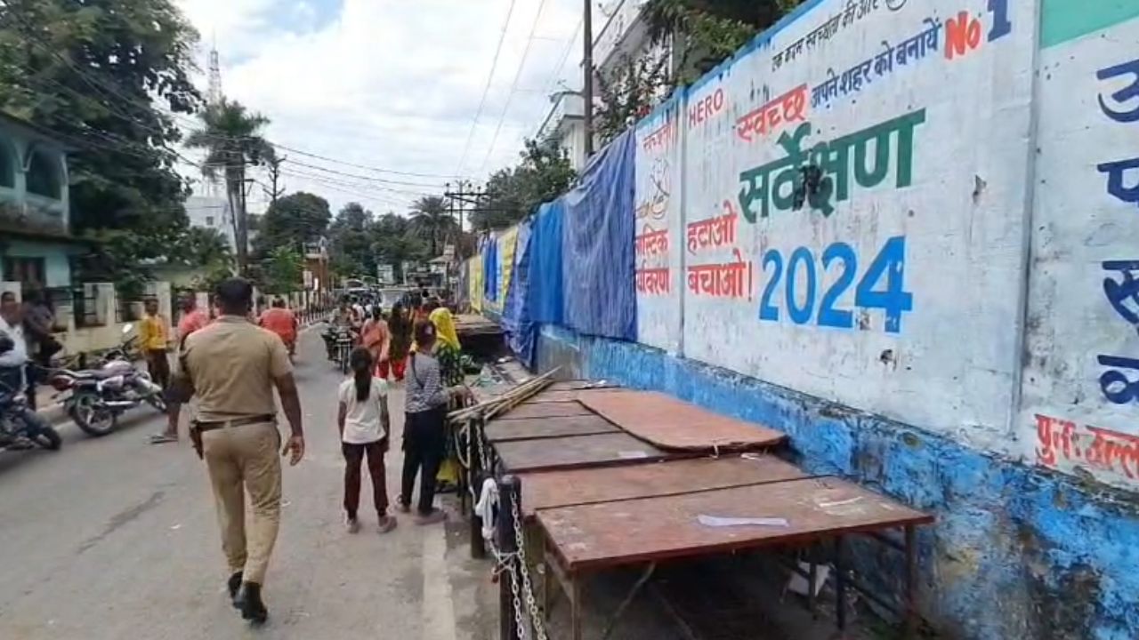 Nainital: रामनगर में त्योहारों के मद्देनजर प्रशासन सख्त, उठाया ये कदम